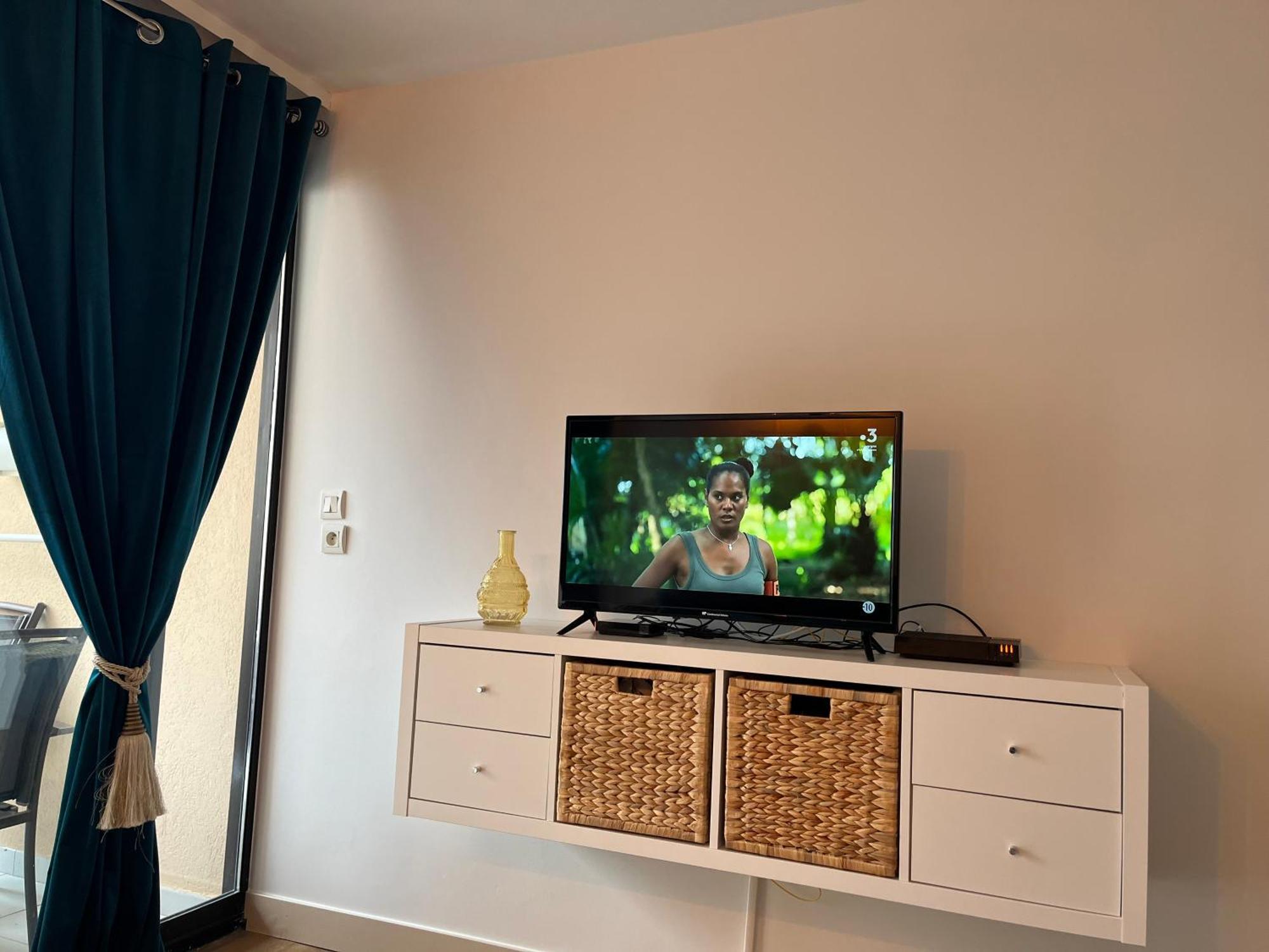 Superbe Appartement Une Chambre Vue Mer Piscine Tennis カンヌ エクステリア 写真