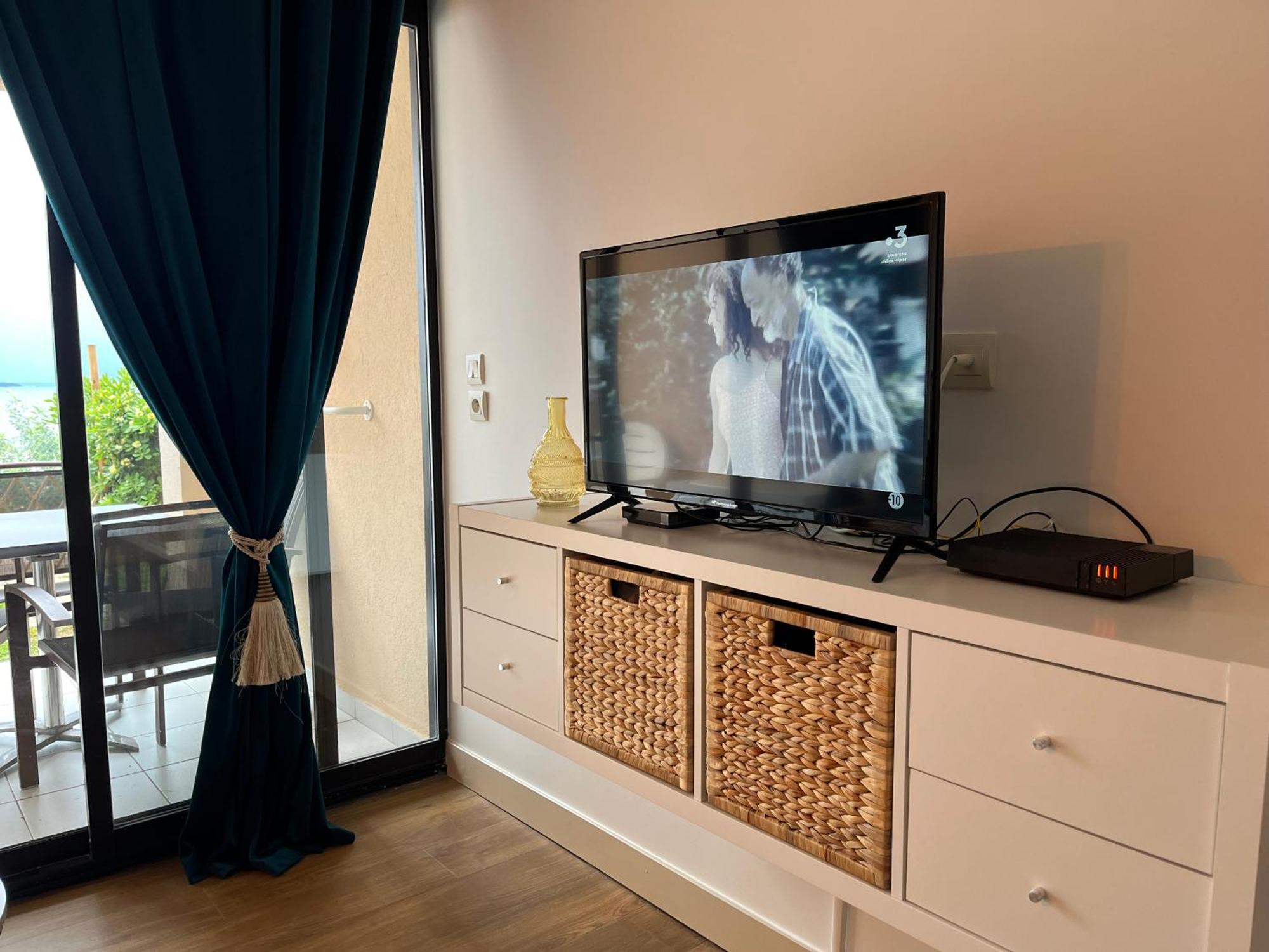 Superbe Appartement Une Chambre Vue Mer Piscine Tennis カンヌ エクステリア 写真